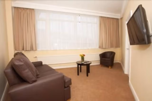 Triple Room, Multiple Beds