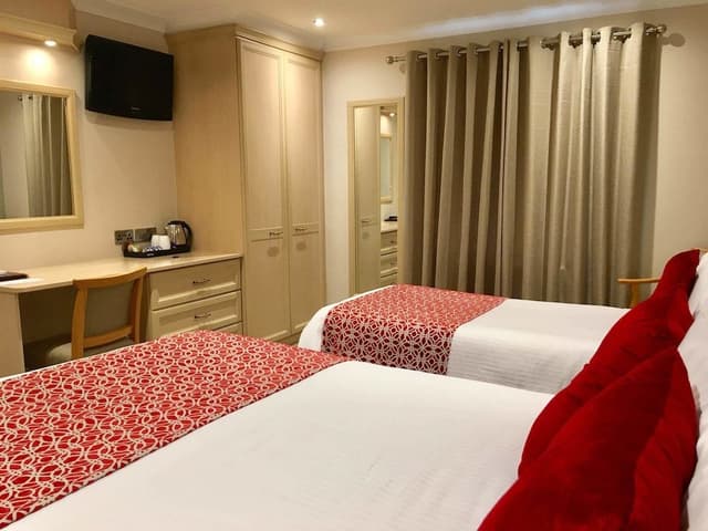 Twin Room