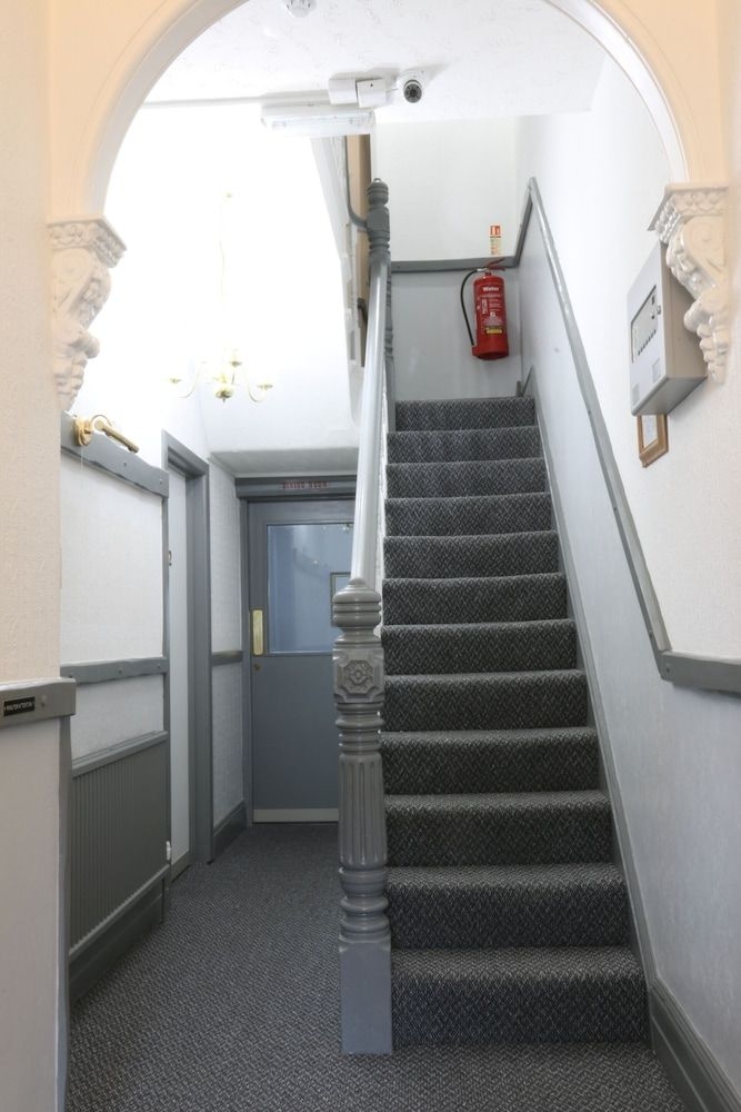 Sunnydene1