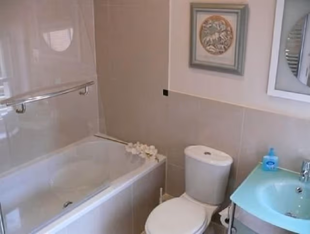 Double Room, Ensuite (Sydenham)