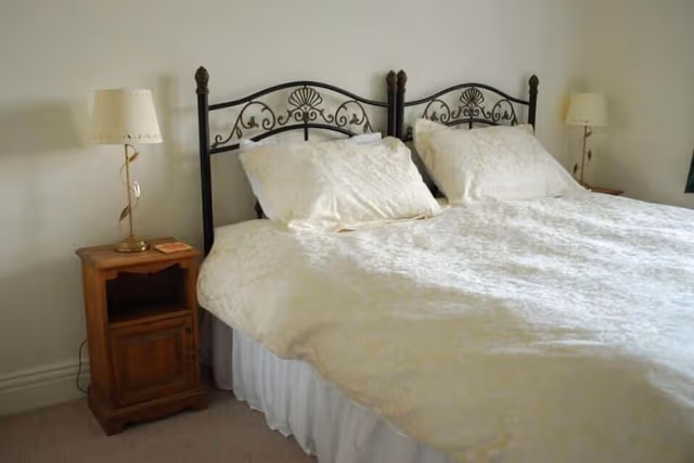 Double Room, Ensuite (King)