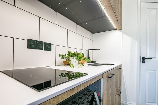 Deluxe Studio, Kitchenette, Ground Floor
