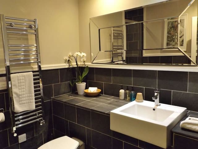Double or Twin Room, Ensuite (Room 3)