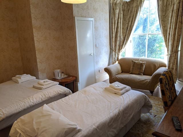 Large Double Room