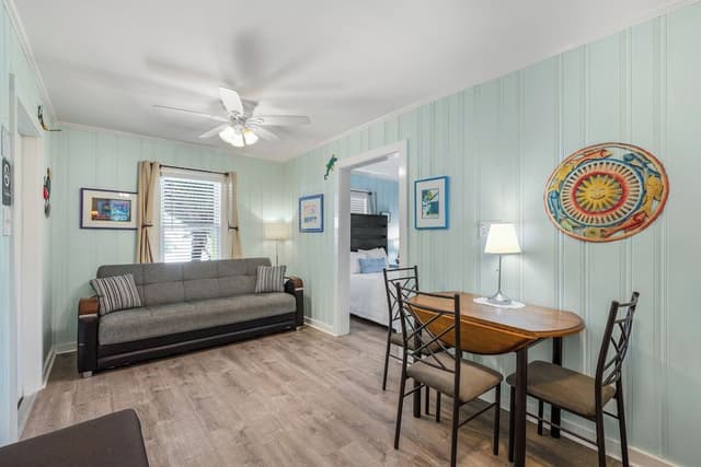Deluxe Suite, Multiple Beds