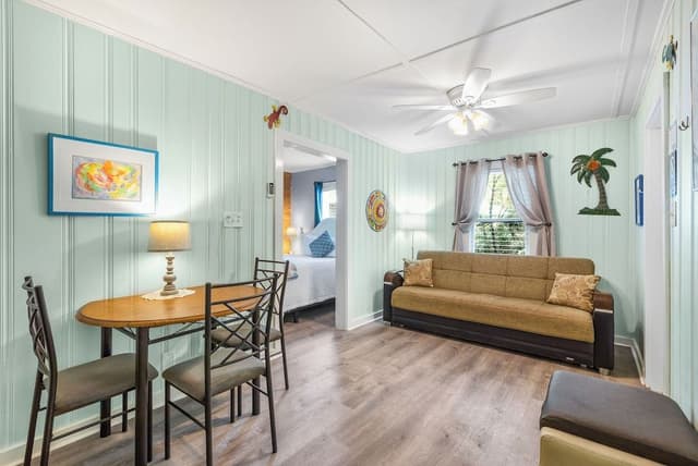 Deluxe Suite, Multiple Beds