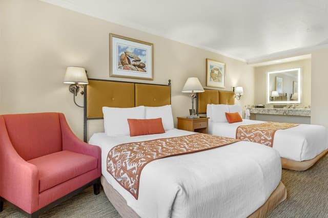 Standard Room, 2 Queen Beds, Accessible, Non Smoking (Town View)