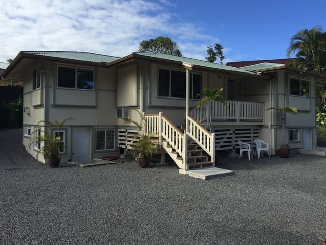Family House, Private Bathroom, Lagoon View (Aaron's Beach House Priva)