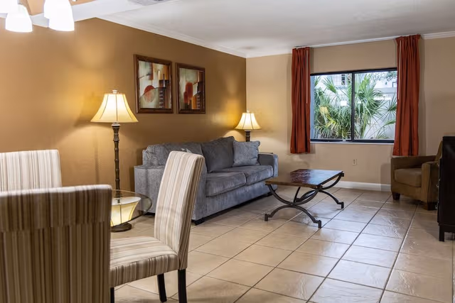 Suite, 2 Bedrooms