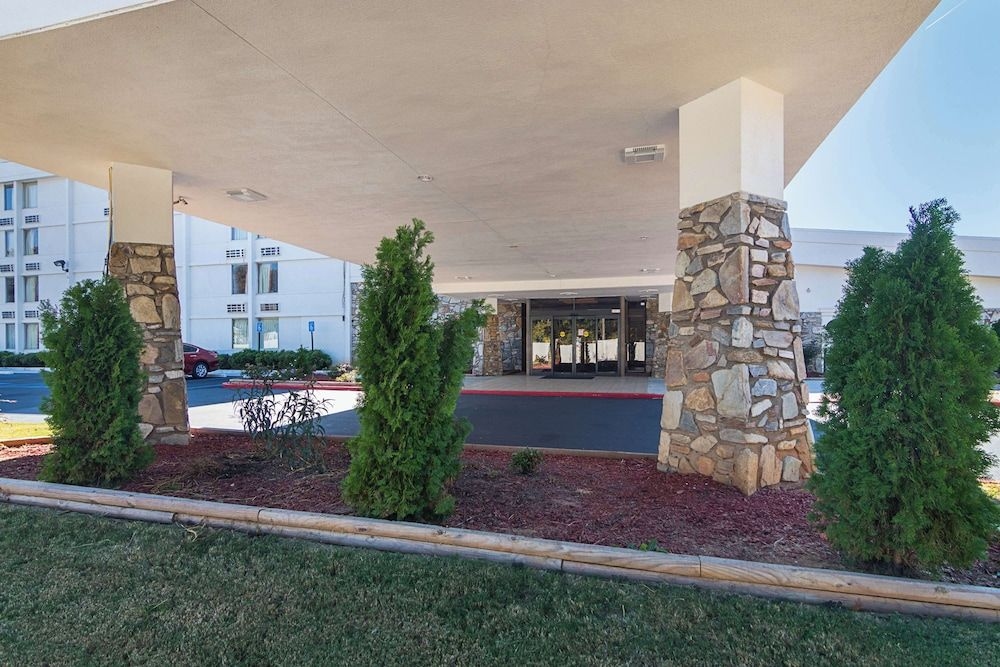 Motel 6 Decatur1