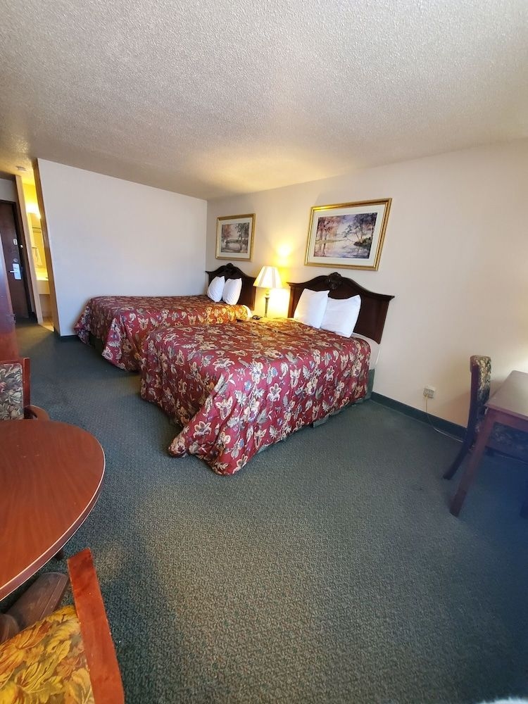 AMERICAS BEST VALUE INN4