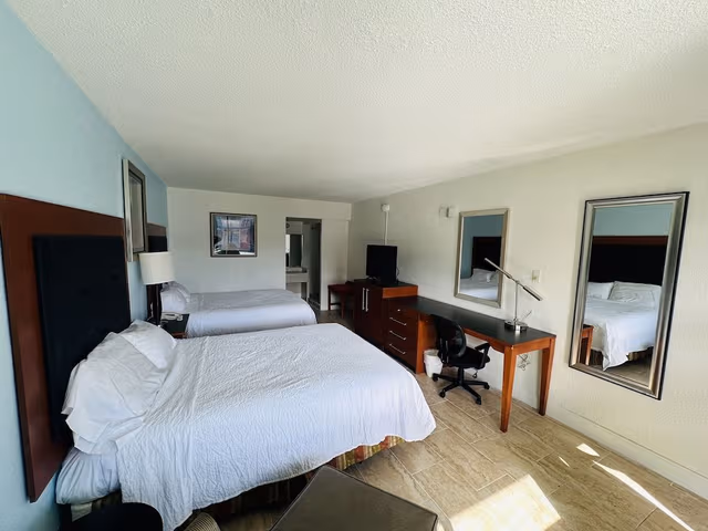 Standard Room, 2 Double Beds, Non Smoking