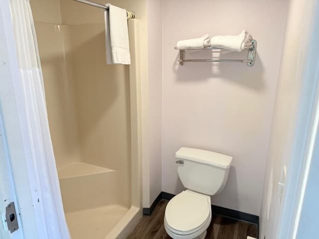 Basic Room, 2 Double Beds, Non Smoking