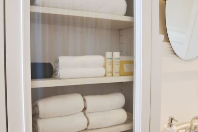 Exclusive Room, 1 King Bed, Garden View