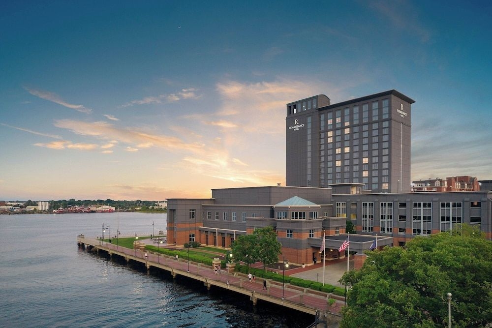 Renaissance Portsmouth-Norfolk Waterfront Hotel1