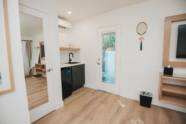 Superior Bungalow, 1 King Bed