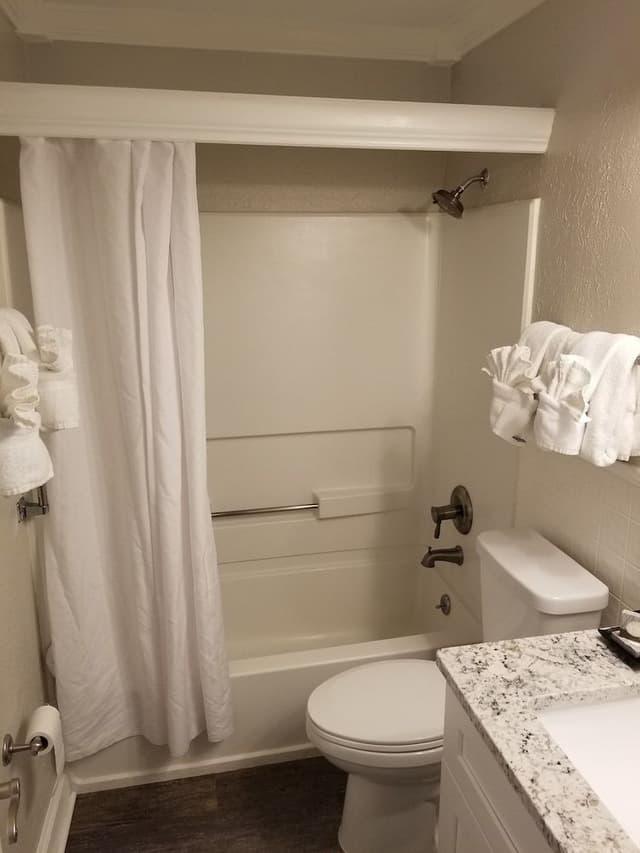 Tradewinds Deluxe North Cottage