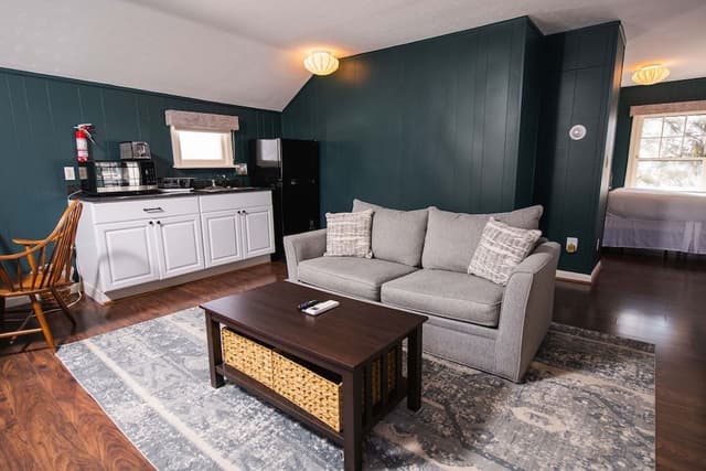 Birchwood Suite