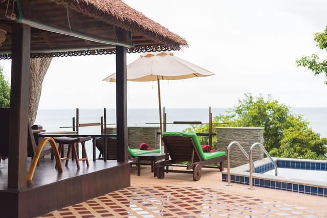 Executive Pool Suite, Sea View