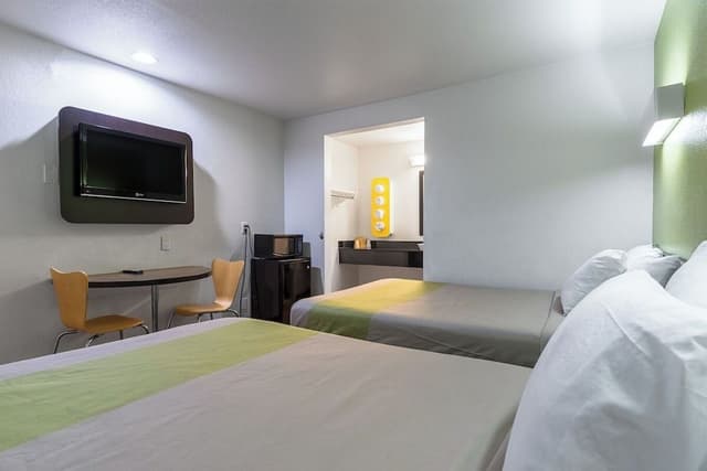 Deluxe Room, 2 Queen Beds, Non Smoking, Refrigerator