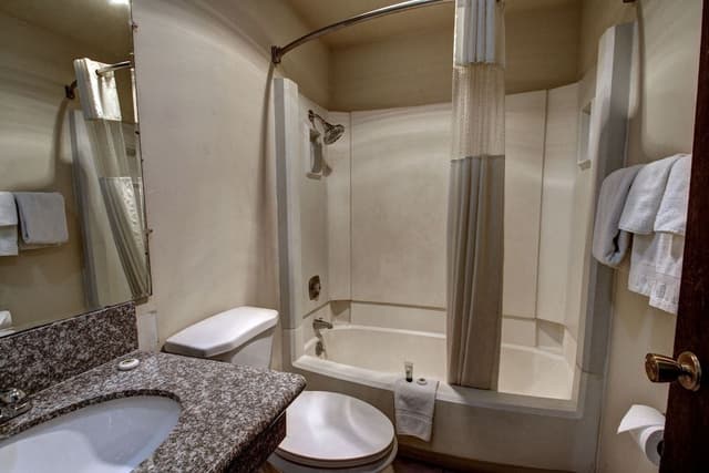 Standard Room, 2 Queen Beds