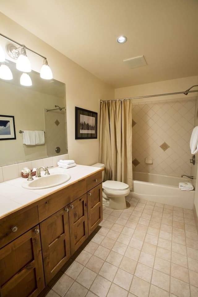 Luxury Condo, 2 Bedrooms