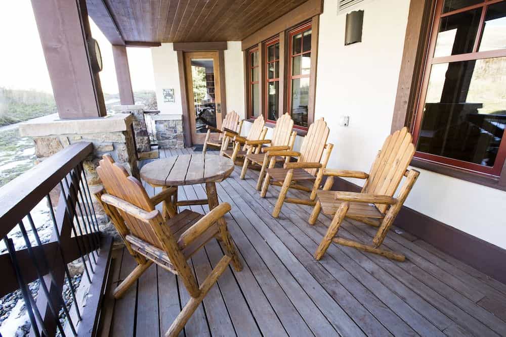WESTWALL LODGE