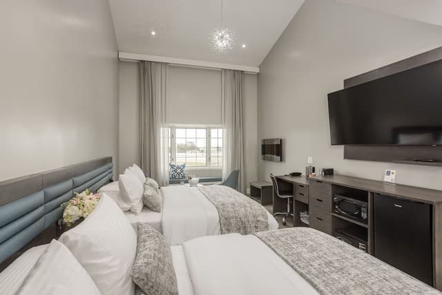Deluxe Room, 2 Queen Beds