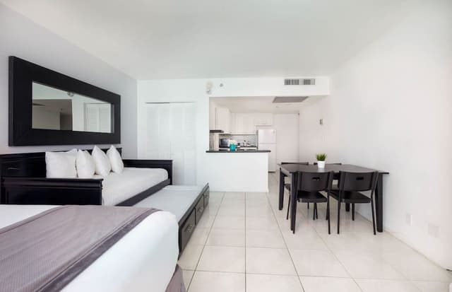 Standard Studio, Multiple Beds, Ocean View (Studio Ocean View with Balcony)