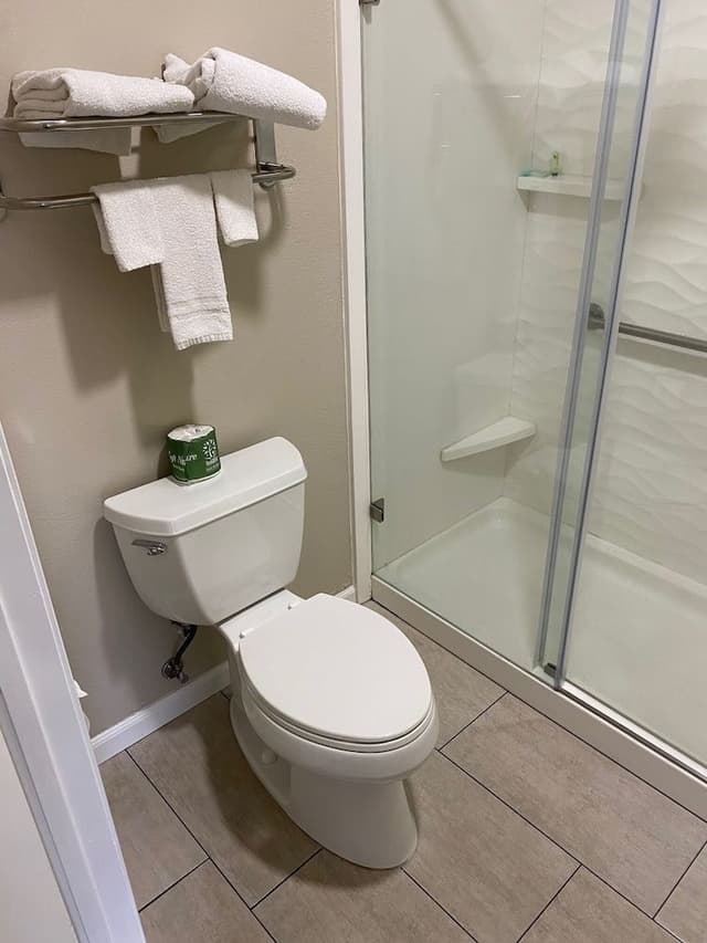 Standard Room, 2 Queen Beds, Non Smoking