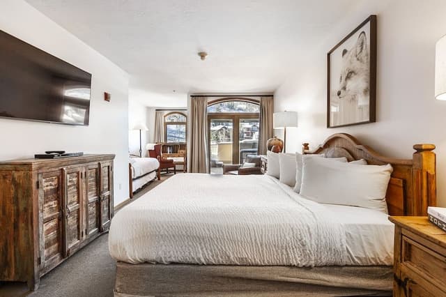1-Bedroom Condominium with Spa #202