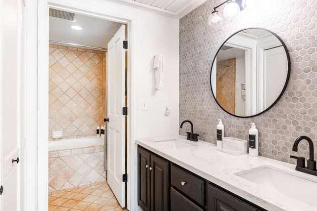 2-Bedroom Condominium with Spa #209