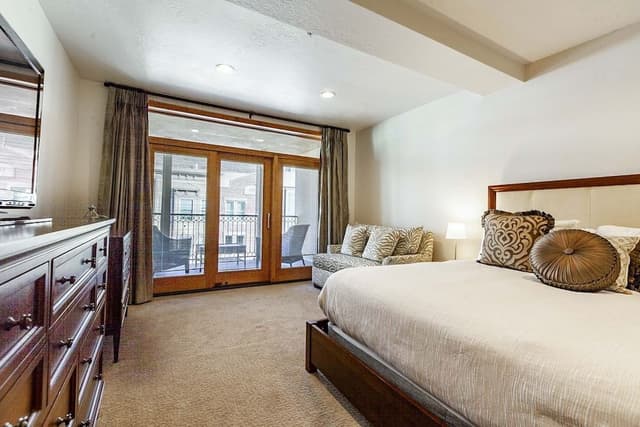 2-Bedroom Condominium with Spa #210