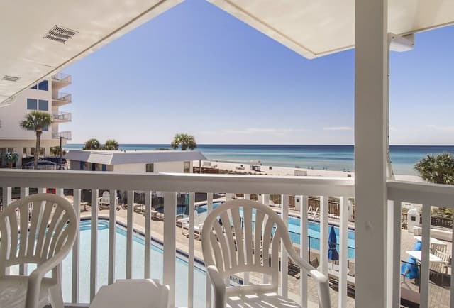 Comfort Studio, 1 King Bed with Sofa bed, Kitchen, Beach View