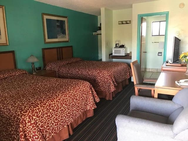Standard Room, 2 Queen Beds