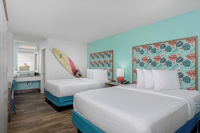 Basic Room, 2 Queen Beds, Ground Floor
