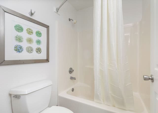 Basic Room, 2 Queen Beds, Ground Floor