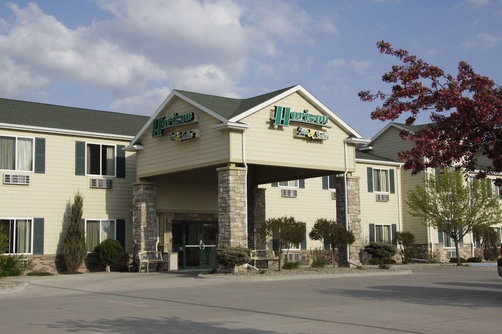 Horizon Inn and Suites1