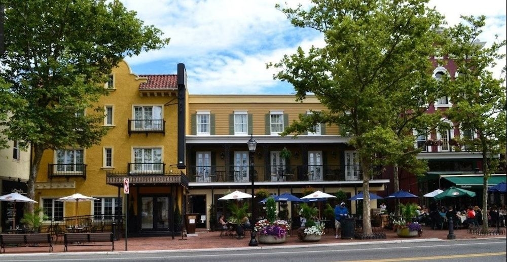American Hotel2