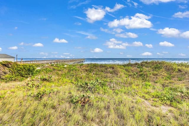 Signature Condo, Beach View