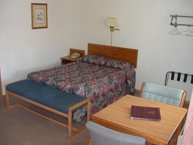 Deluxe Room, 1 Queen Bed