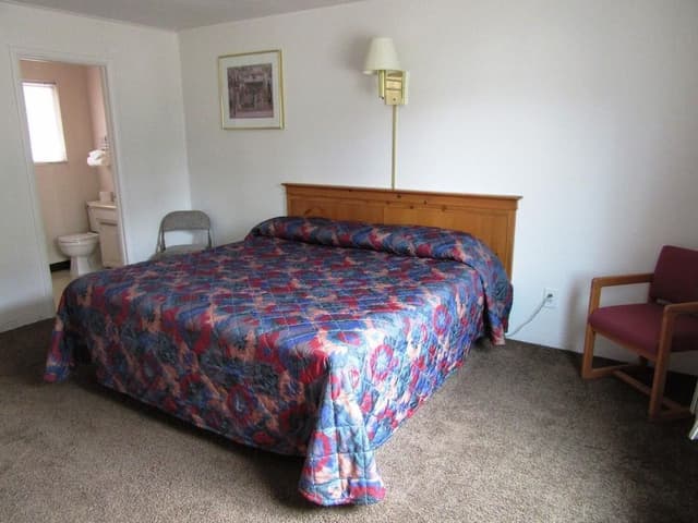 Deluxe Room, 1 Queen Bed