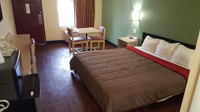 Room, 1 King Bed, Non Smoking