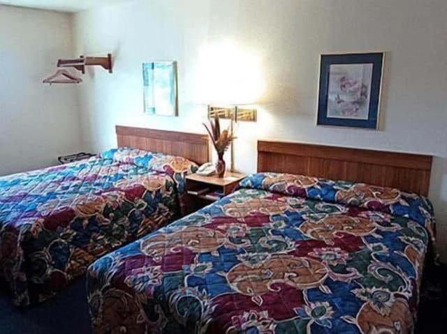 Standard Room, 2 Double Beds, Non Smoking, Refrigerator & Microwave
