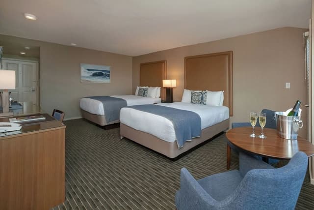 Deluxe Room, 2 Queen Beds, Ground Floor