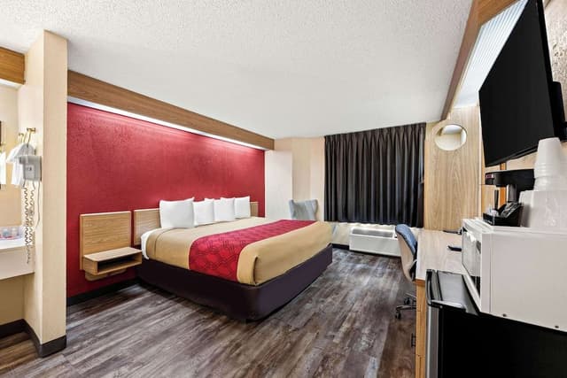 Standard Room, 1 King Bed, Non Smoking