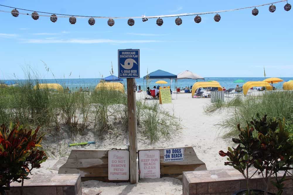 Schooner Hotel