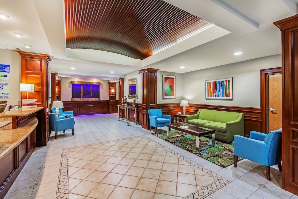 Holiday Inn Express Hotel & Suites Pharr2