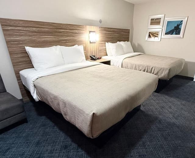 Standard Room, 2 Queen Beds, Non Smoking