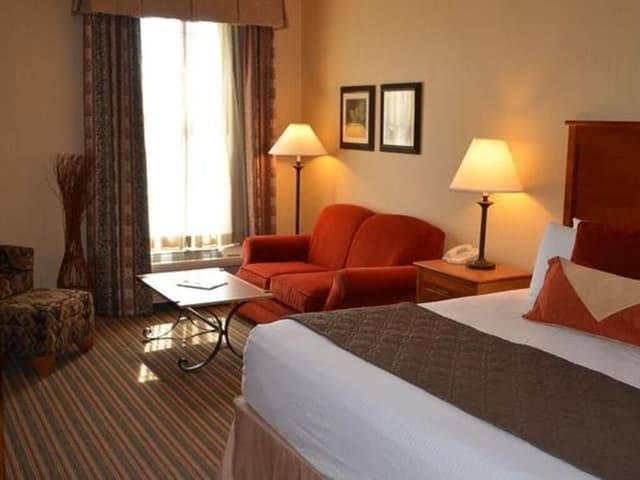 Standard Room, 1 King Bed